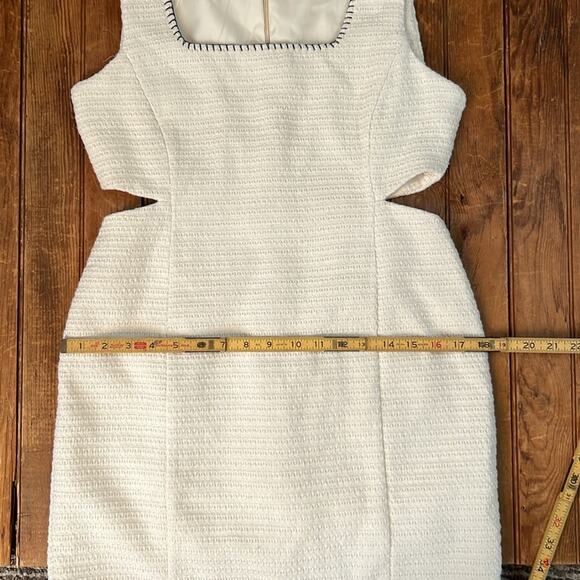 7 For All Mankind White wool sleeveless wool cut out sides midi Dress size sm - Picture 4 of 9